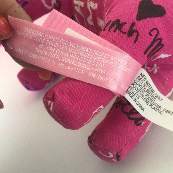 PINK VICTORIAS SECRET MINI PLUSH DOG GRAFFITI PRINT - Picture 6 of 11